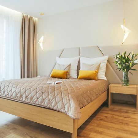 Golden Queen Apartments Old Town كراكوفيا المظهر الخارجي الصورة
