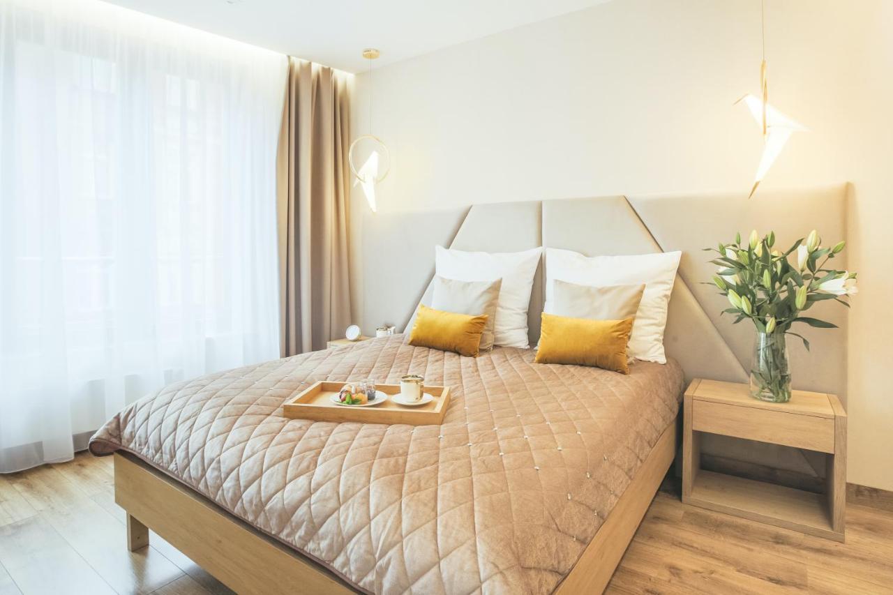 Golden Queen Apartments Old Town كراكوفيا المظهر الخارجي الصورة
