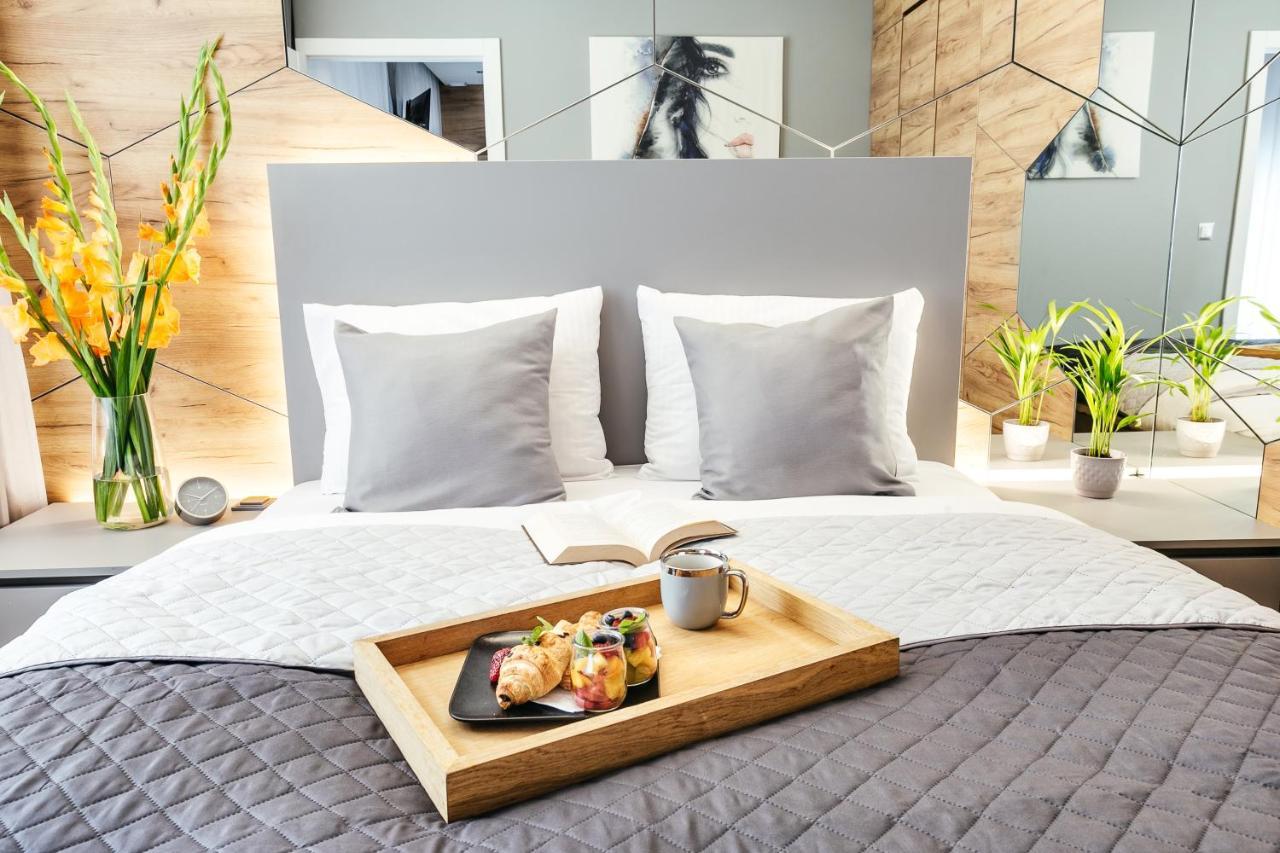 Golden Queen Apartments Old Town كراكوفيا المظهر الخارجي الصورة