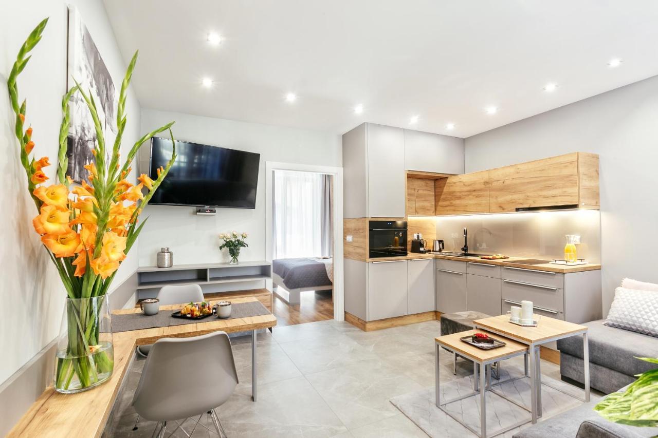 Golden Queen Apartments Old Town كراكوفيا المظهر الخارجي الصورة