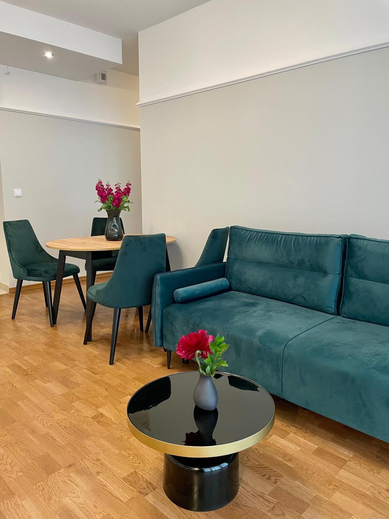 Golden Queen Apartments Old Town كراكوفيا المظهر الخارجي الصورة
